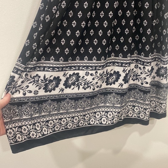 🔥5/$20🔥 Nwt Stretchy Light Summer Dress - Picture 6 of 11